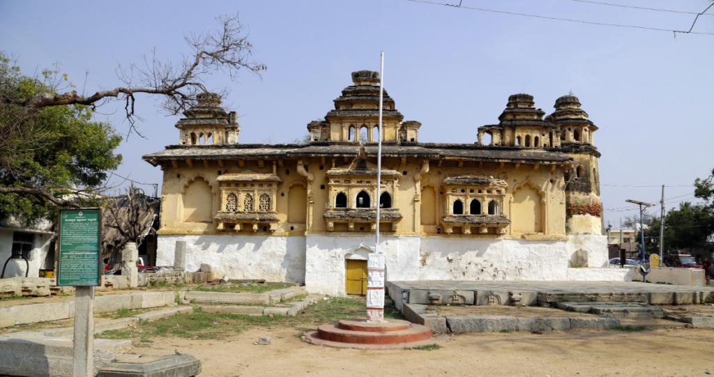 Old palace (Gagan mahal)
